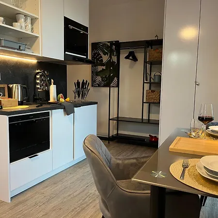 Apartament Beyond Staying