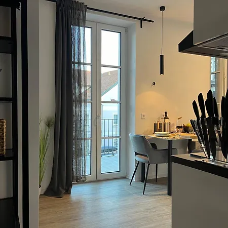 Voll Ausgestattete - Self Check-in - Kueche-parkplatz - Beyond Staying Apartment