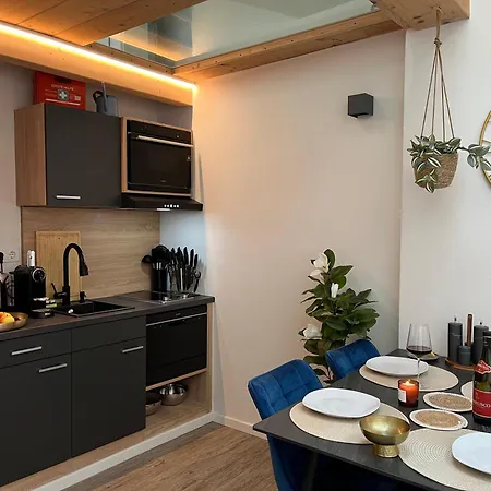 Beyond Staying * Passau