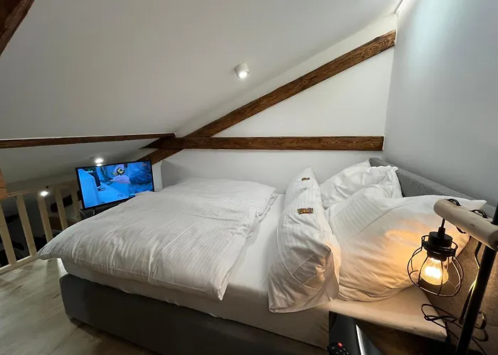 Apartment Voll Ausgestattete - Self Check-in - Kueche-parkplatz - Beyond Staying *