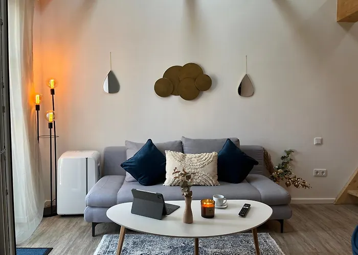 Apartment Voll Ausgestattete - Self Check-in - Kueche-parkplatz - Beyond Staying *